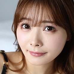 夏目加奈子