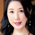 明奈さゆり