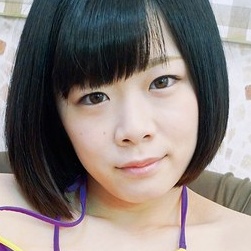 新井ミナ