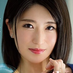都丸あずみ