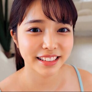 辰美アカリ