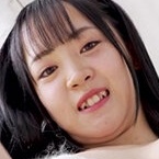 栗原ニナ