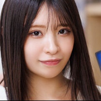 川乃みな