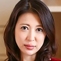 仁科りえ