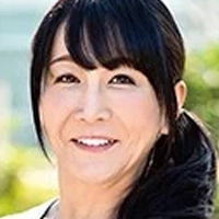如月千鶴
