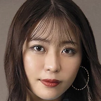 堤セリナ