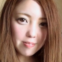 上原ひなの