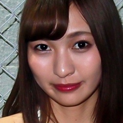 葉月ねね