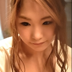 白咲ゆうり