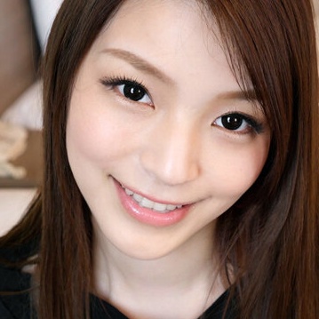 蒼井さくら