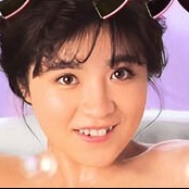 山下麻衣
