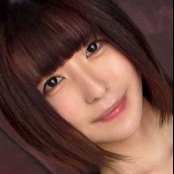藍梨央奈