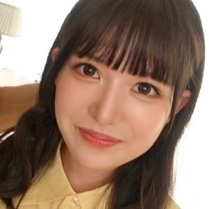 山下めい