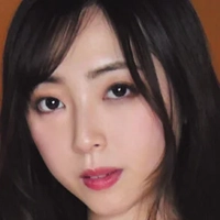 君塚ひなた