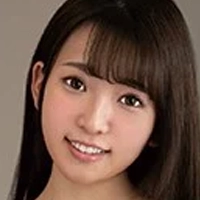 松下ひな
