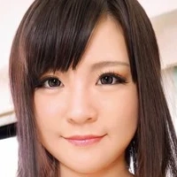 八束みこと